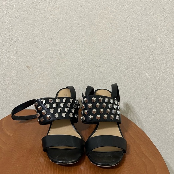 Michael Kors Valencia Black Studded Women's Block Heel Sandals Business Sz 6.5 - Picture 2 of 11